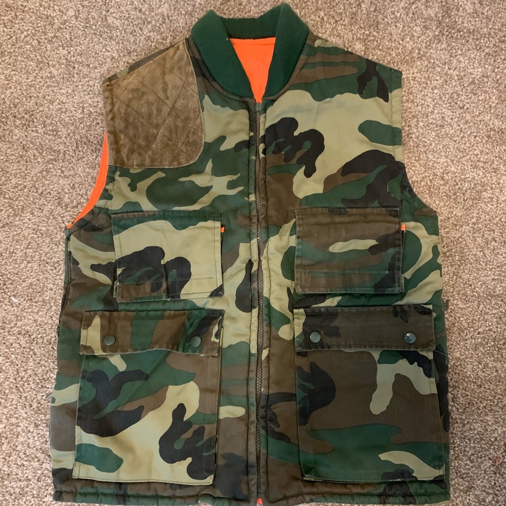 Reversable hunting vest.